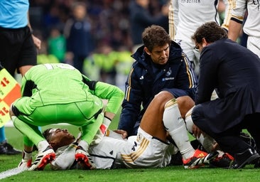 Alarma Bellingham: sustituido tras una torcedura en el tobillo