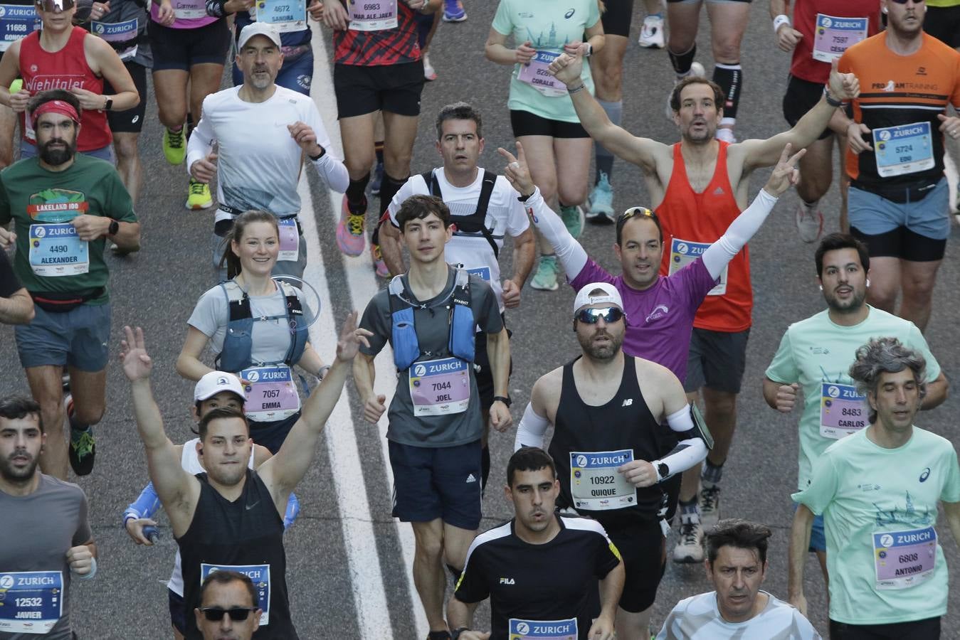 Corredores por el centro histórico de Sevilla