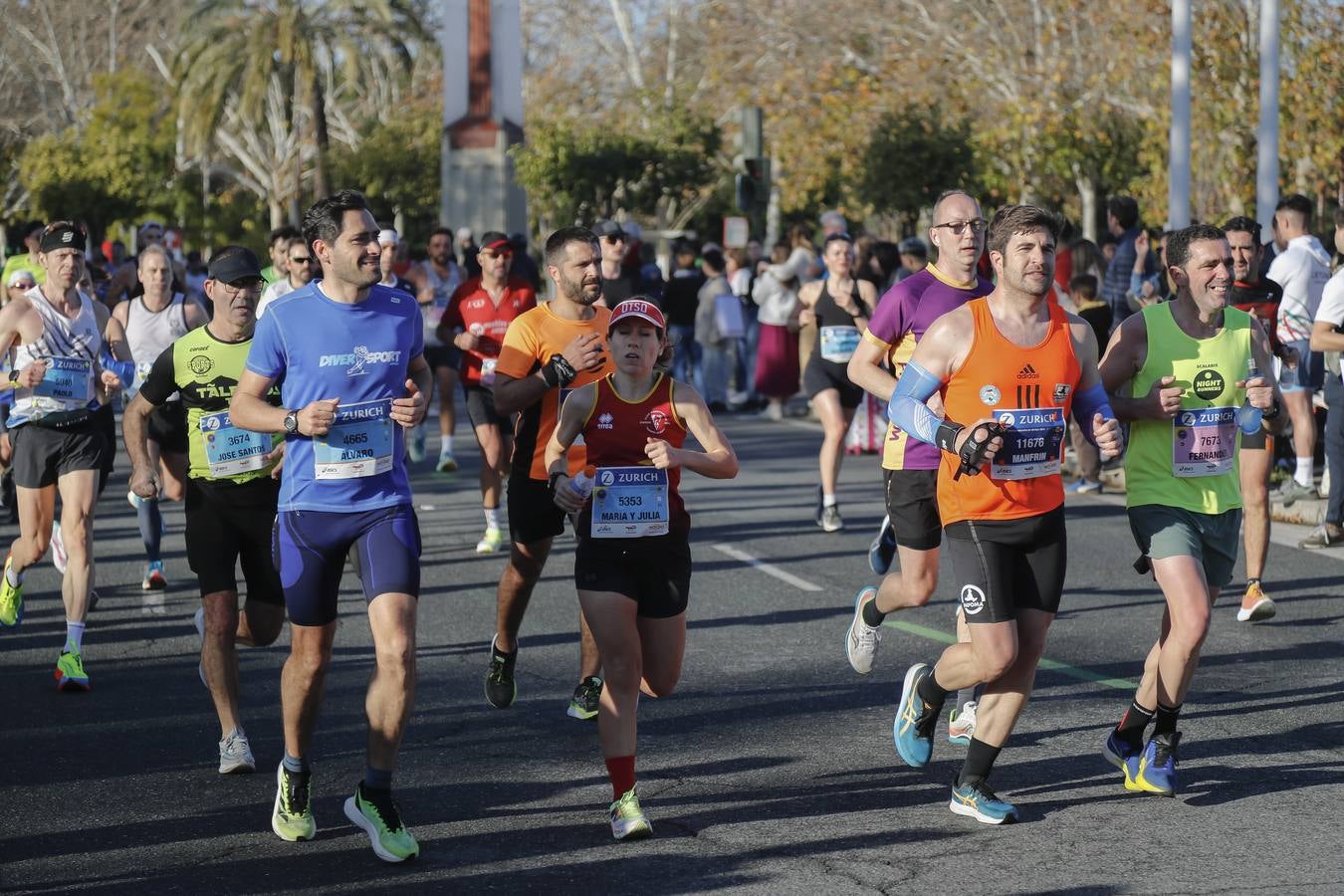 Corredores del maratón por Barqueta y Torneo