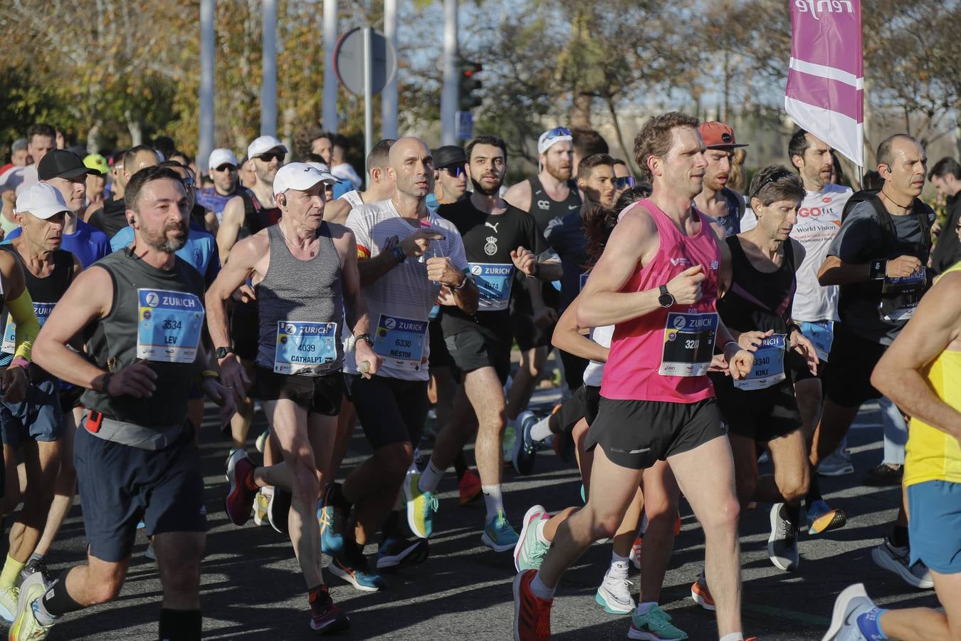 Corredores del maratón por Barqueta y Torneo