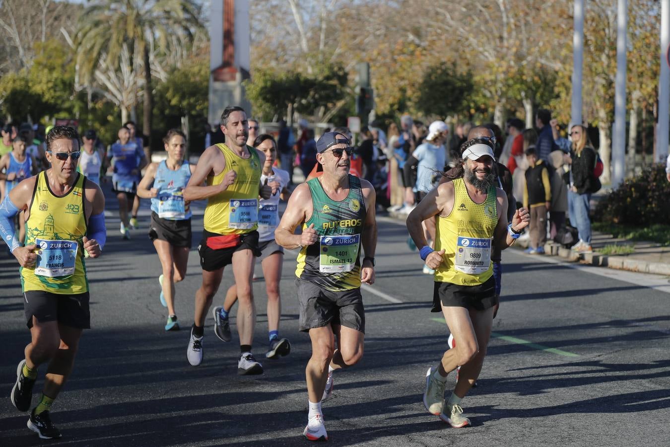 Corredores del maratón por Barqueta y Torneo