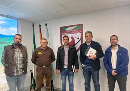 Avisan de que la Junta de Andalucía podría dejar sin trabajo a 8.000 guardas de coto de caza