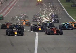 Triunfal estreno de Verstappen, valioso podio de Carlos Sainz