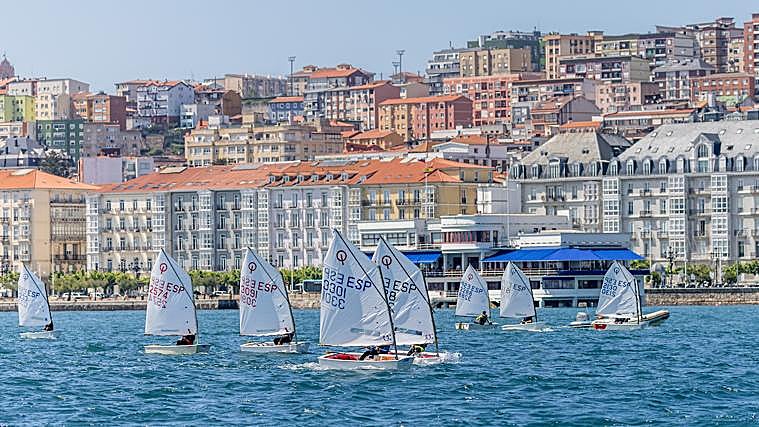 Arranca el Circuito de Vela Ligera del Real Club Marítimo de Santander 2024 con récord de inscritos