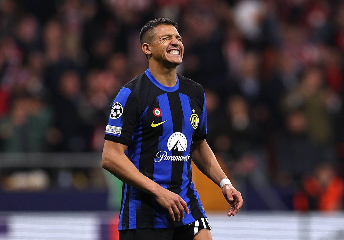 Alexis Sánchez, tras fallar un penalti ante el Atlético