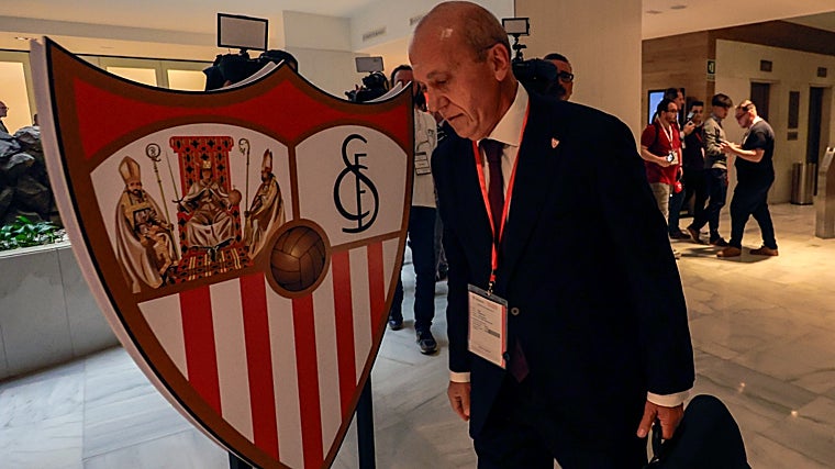 José María del Nido Benavente llegando a la junta de accionistas del Sevilla FC