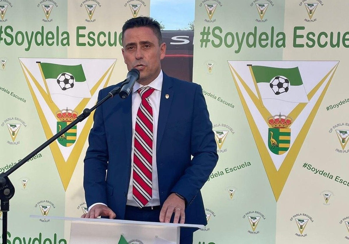 Ismael Martínez, presidente del Parla Escuela y desde este martes segundo entrenador del Granada