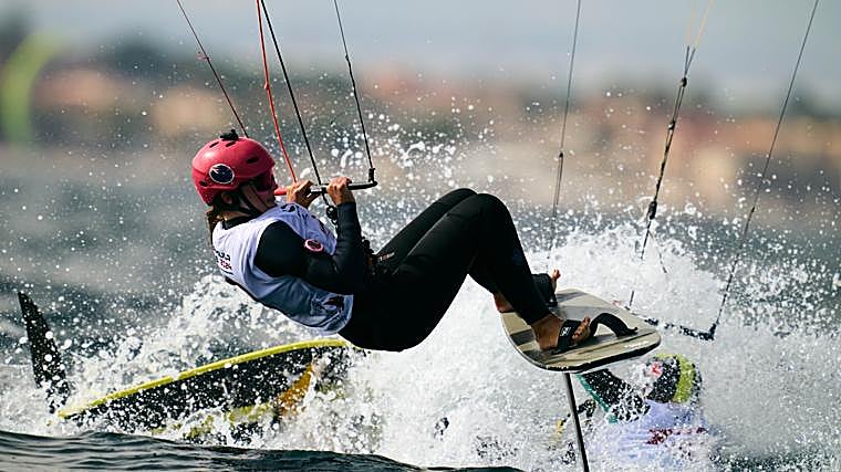 Maeder y Nolot lideran el Campeonato de Europa de Formula Kite en Los Alcázares