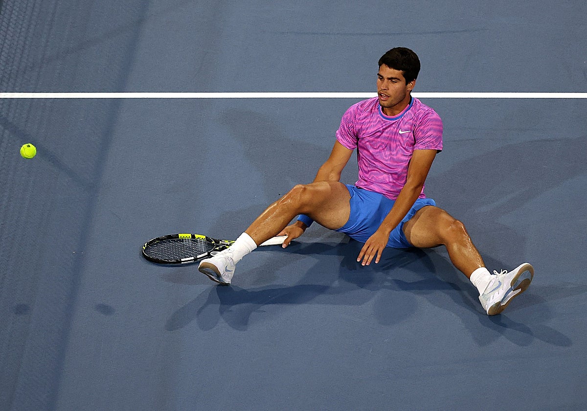 Carlos Alcaraz, durante su partido ante Dimitrov