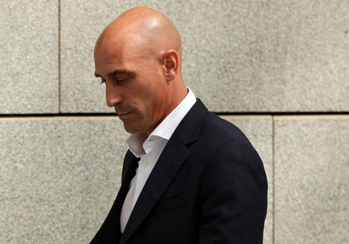 El expresidente de la RFEF al abandonar la Audiencia Nacional en una imagen de archivo
