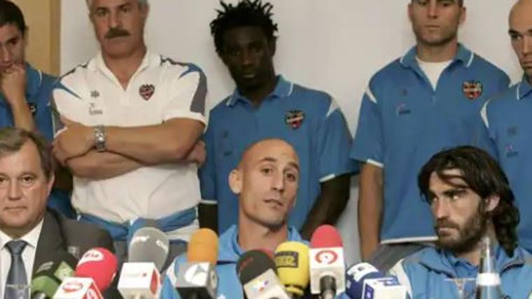 Luis Rubiales fue el capitán del equipo valenciano durante la época de impagos a los jugadores por parte del Levante