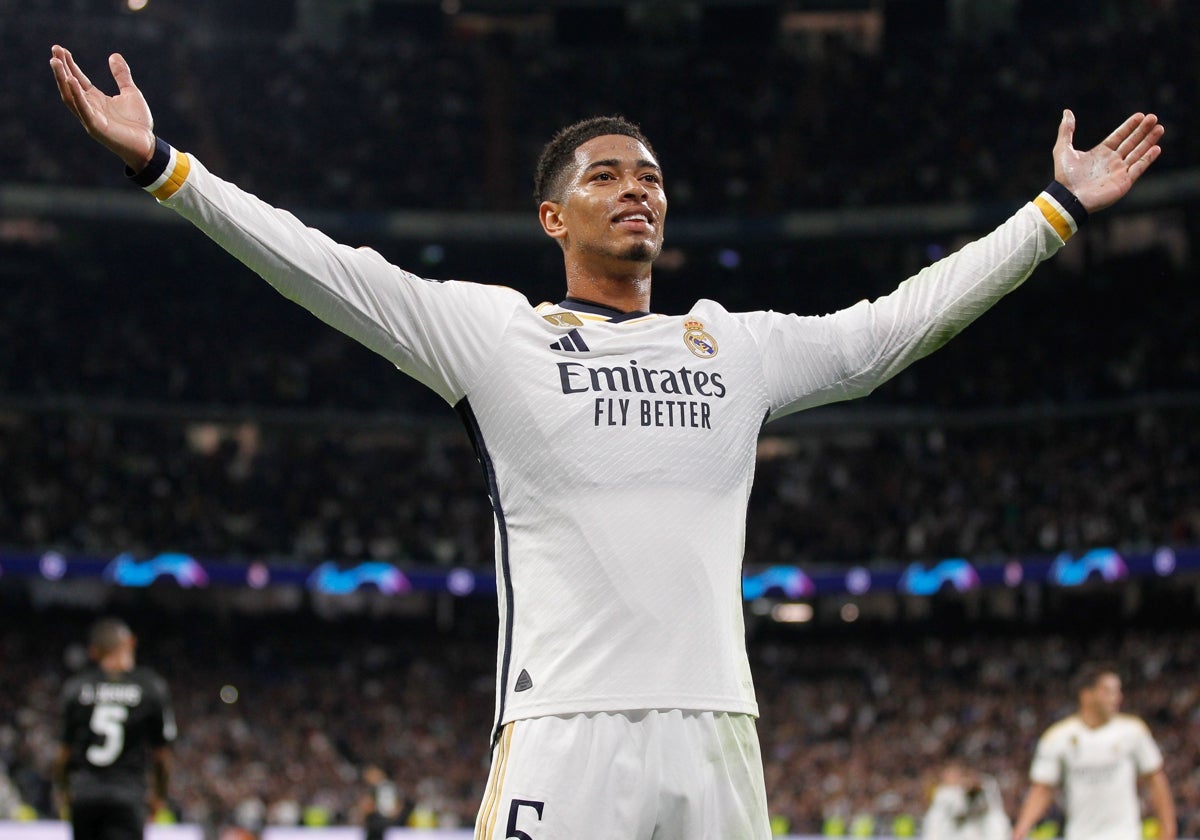 Bellingham, celebrando un gol en el Santiago Bernabéu