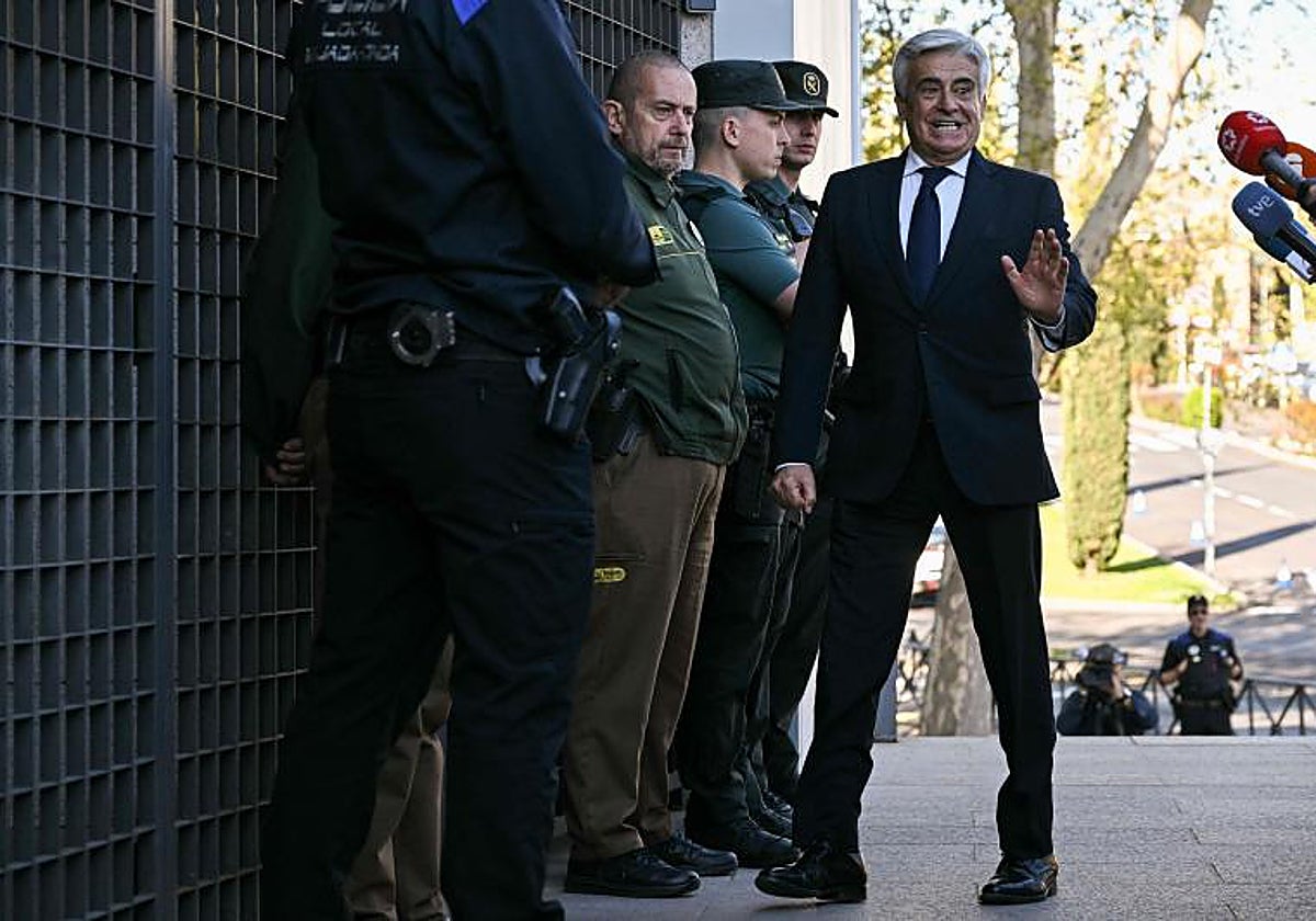 Pedro Rocha a su llegada al juzgado