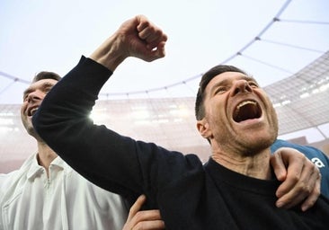 Xabi Alonso hace historia al conquistar la Bundesliga con el Leverkusen