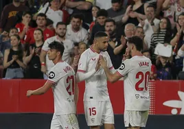 El Sevilla llega con los deberes hechos al derbi (2-1)