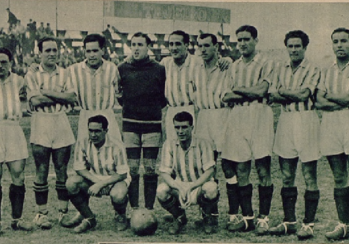 Equipo de Betis que se proclamó campeón de Liga en Santander en 1935