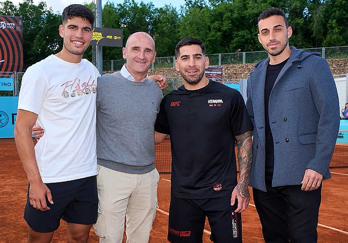 Carlos Alcaraz; su agente, Albert Rivera; Ilia Topuria y su mánager, Pedro Dols, en el Mutua