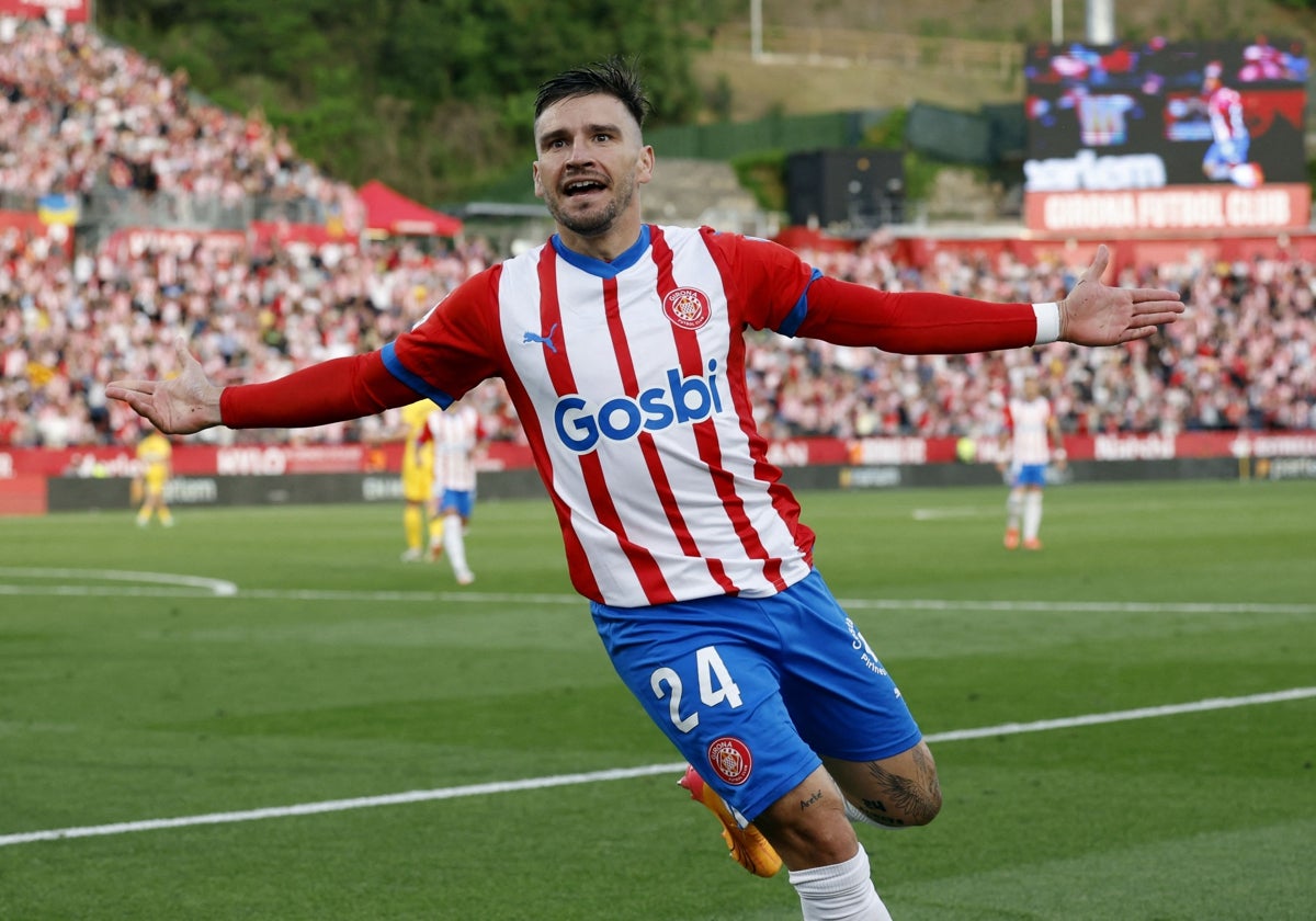 Portu lideró al Girona ante el Barça