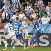 Eric García remata de cabeza el primer gol del partido, del Girona