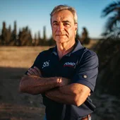 Carlos Sainz, con Ford y Nani Roma al Dakar 2025