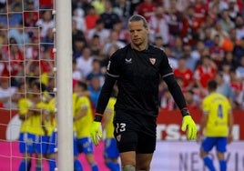 Derrota por incomparecencia (0-1)