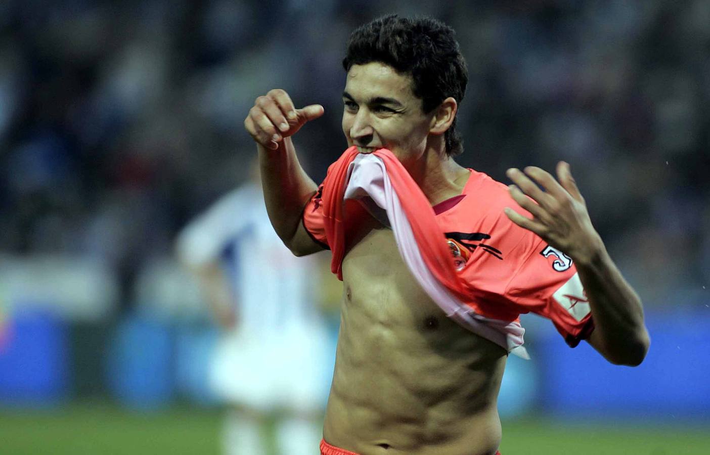 Algunas imágenes de Jesús Navas como futbolista del Sevilla en sus dos etapas, tras su periplo en la Premier