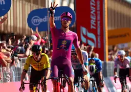 Jonathan Milan consigue su tercera victoria en el Giro 2024