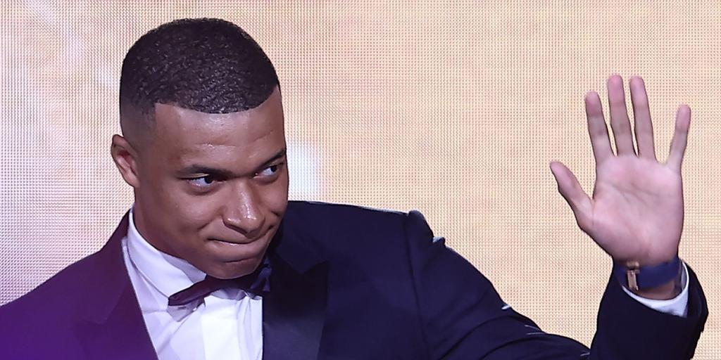 250 invitados, Macron y… ¿guiño al Madrid?