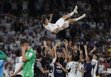 Emotivo adiós a Toni Kroos en el empate del Real Madrid ante el Betis