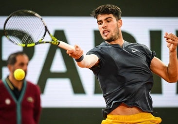 Dónde ver en televisión y online a Carlos Alcaraz hoy y a qué hora juega contra Sebastian Korda el partido de Roland Garros