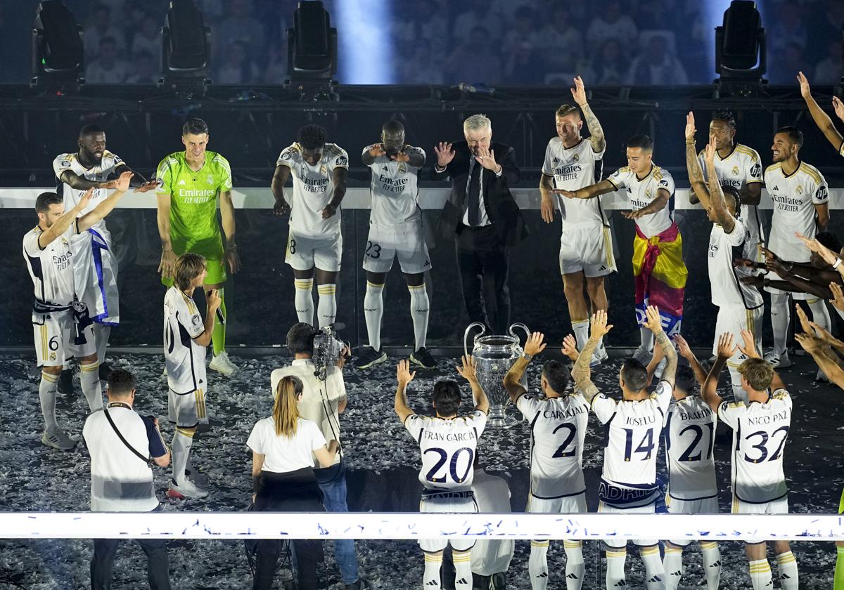 Celebración del Real Madrid en Cibeles y el Bernabéu: así se vivió el recorrido y las reacciones a la victoria de la Champions