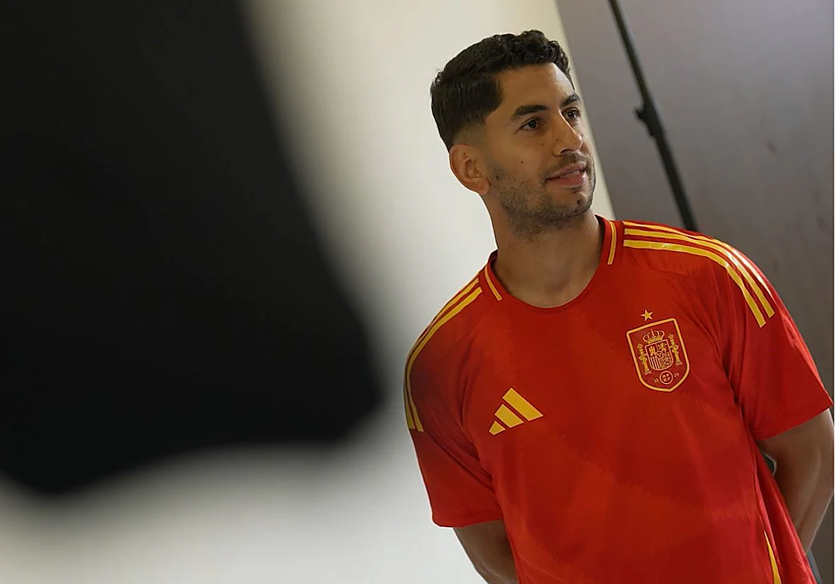 Ayoze, con la camiseta de la selección española
