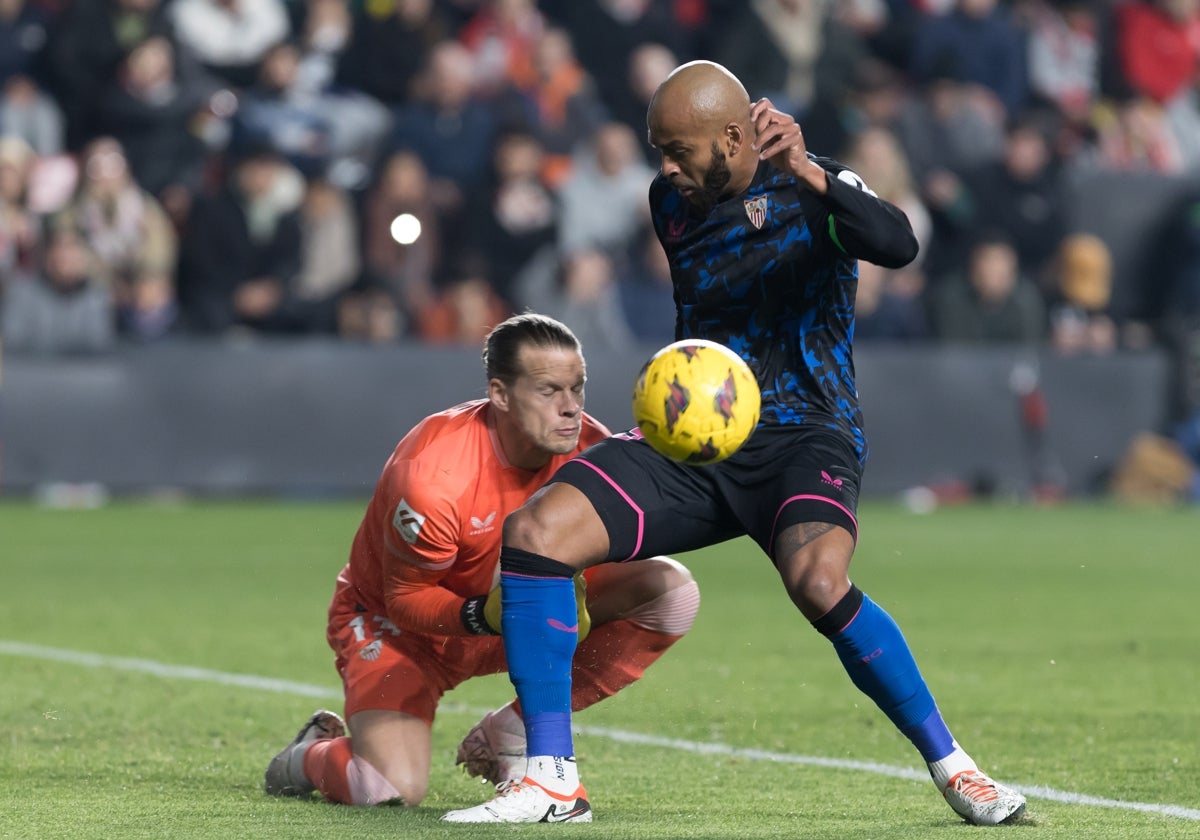 Marcao y Nyland, durante un partido con el Sevilla de la pasada temporada