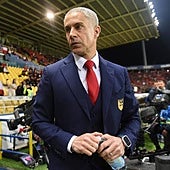 «El fútbol es mágico; puedes aprender tanto de Guardiola como de Lotina»