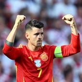 Morata marca, despeja sus fantasmas, pero pide el cambio por lesión