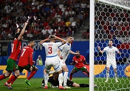 Conceiçao protagoniza la noche de los récords de Pepe y Cristiano