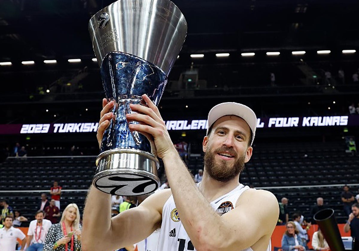 Sergio 'Chacho' Rodríguez, con la Euroliga conquistada el pasado año con el Real Madrid