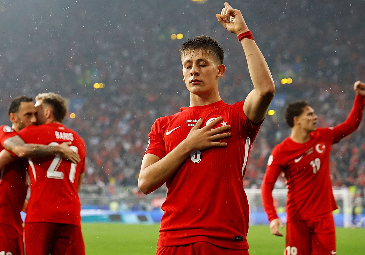 Güler, celebrando su golazo ante Georgia