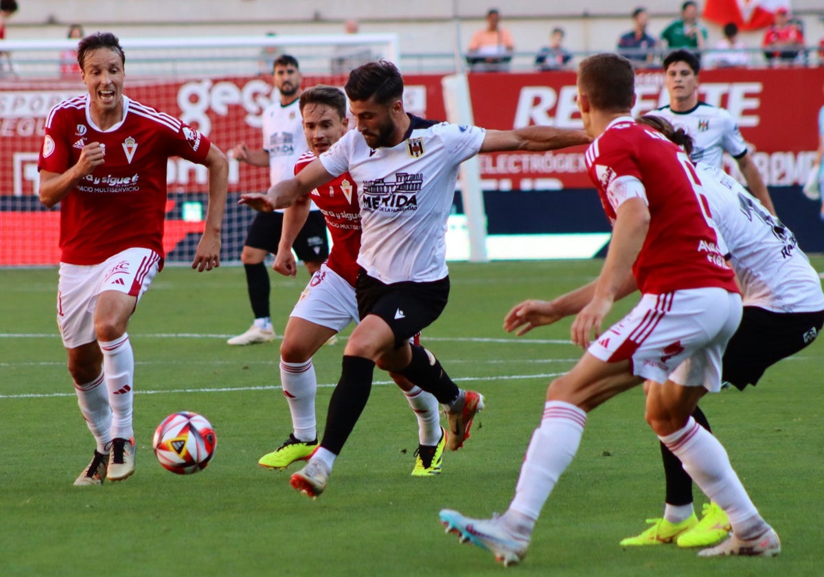 Partido de Primera Federación de la pasada temporada entre Mérida y Murcia