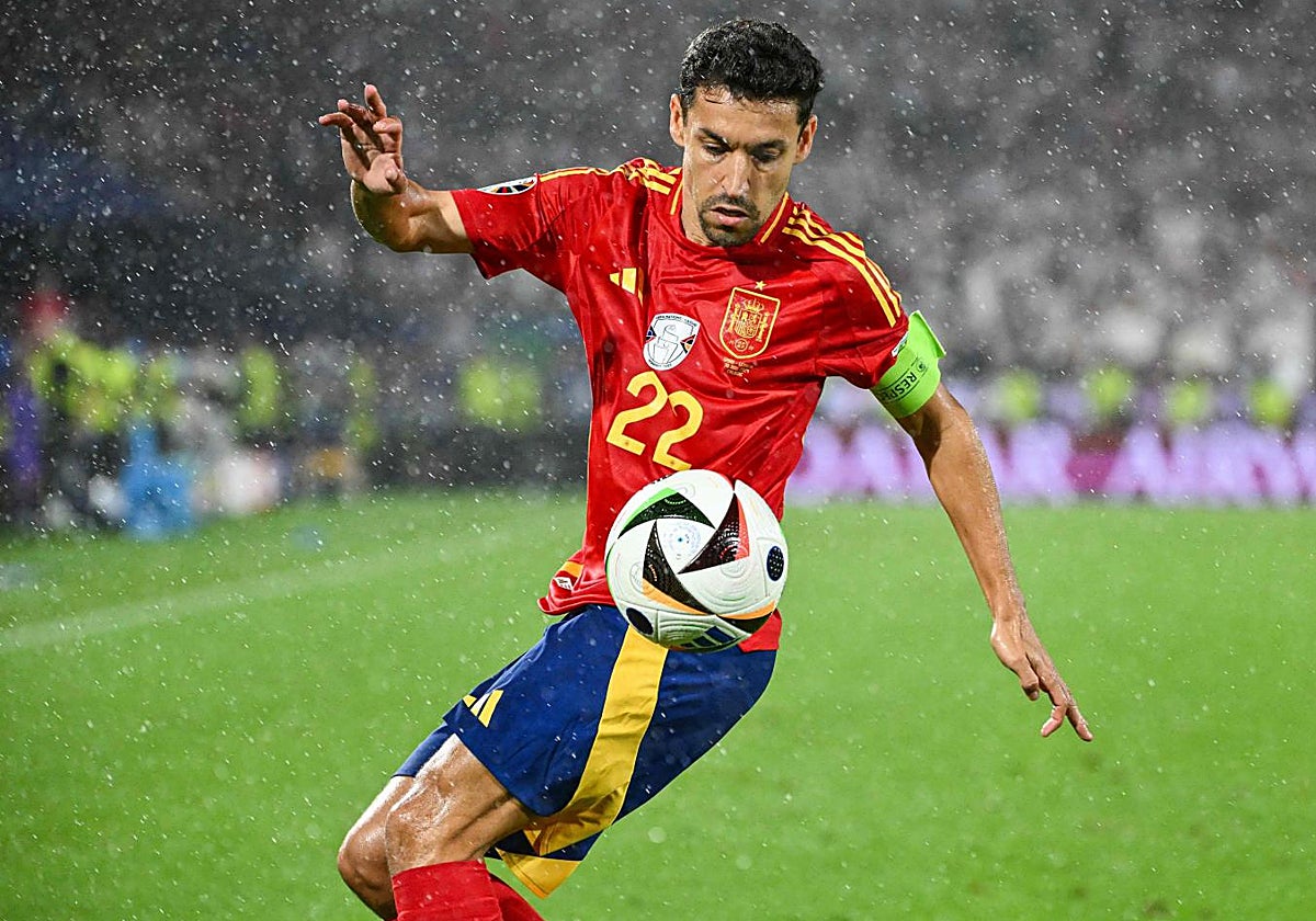 El último servicio de Navas: titular con 38 años, a seis meses de retirarse