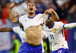 De su amistad con Mbappé, a la muerte de su madre y el tirón de orejas de Deschamps: Saliba, el mejor defensa de la Euro