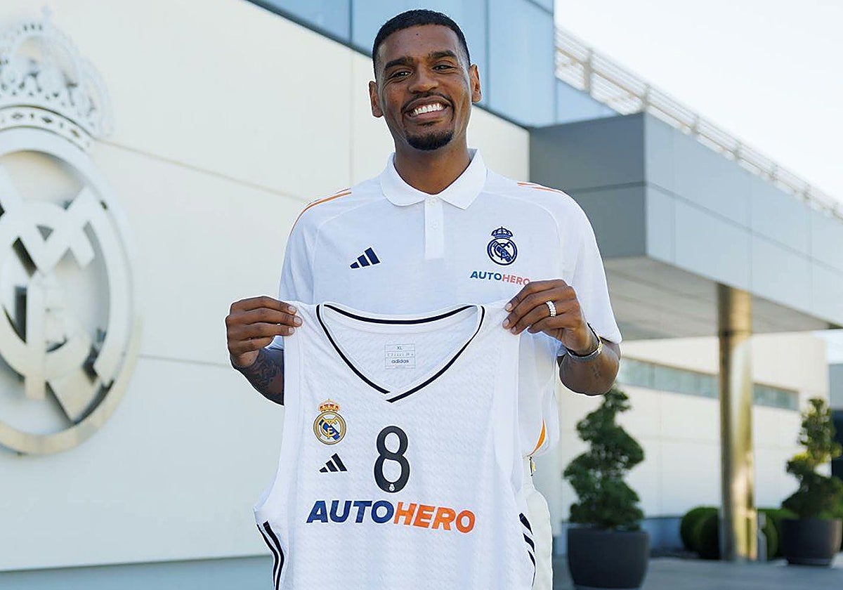 Rathan-Mayes lucirá el dorsal ocho con el Real Madrid
