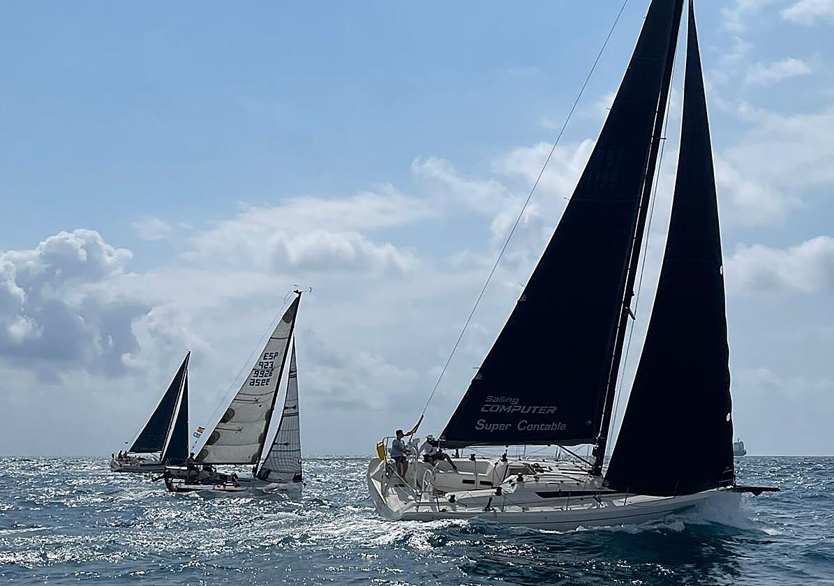 El TabarcaVela echa a andar con una regata offshore de Valencia a Alicante con los ORC A Dos