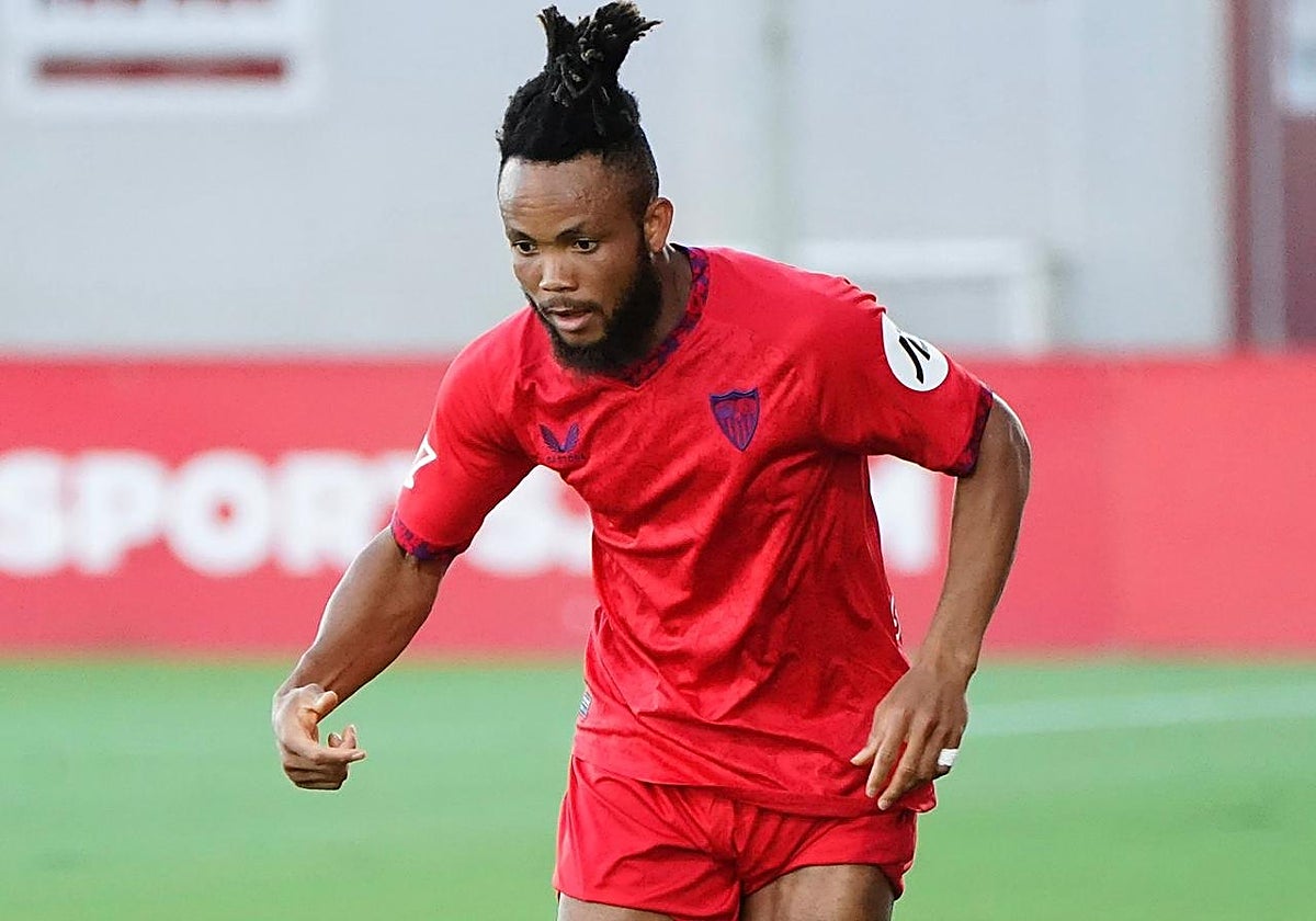 Chidera Ejuke, en un lance del choque ante el Orlando Pirates