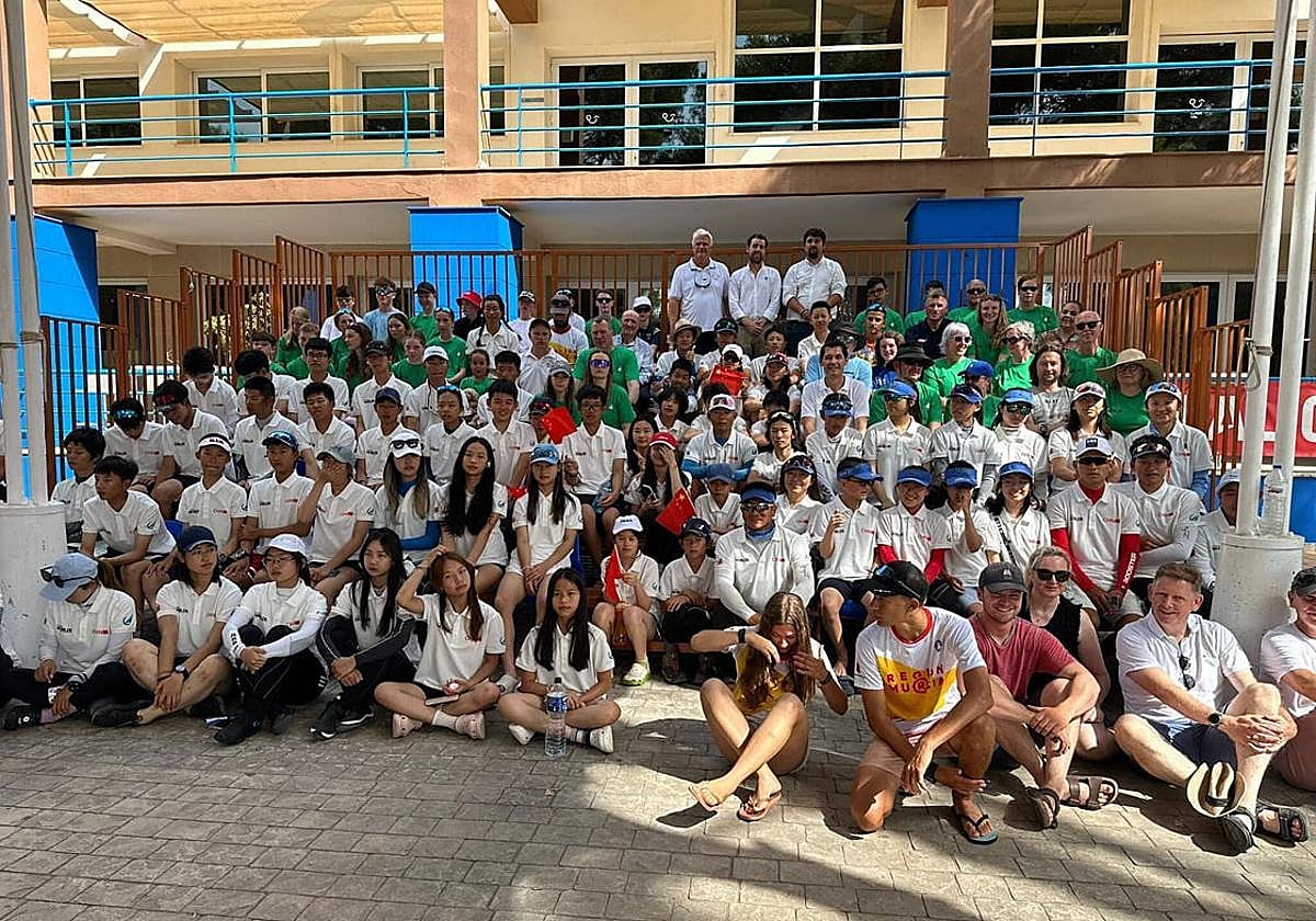 El Campeonato del Mundo de la clase Topper reúne a 174 embarcaciones ligeras en el Mar Menor