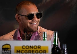 Conor McGregor entra en la guerra de Ilia Topuria: «Le abofeteo la cabeza y le mando a Georgia de vuelta»