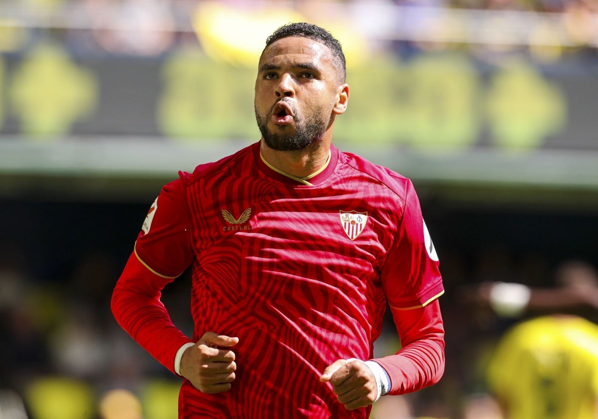 En-Nesyri celebra un gol con el Sevilla FC