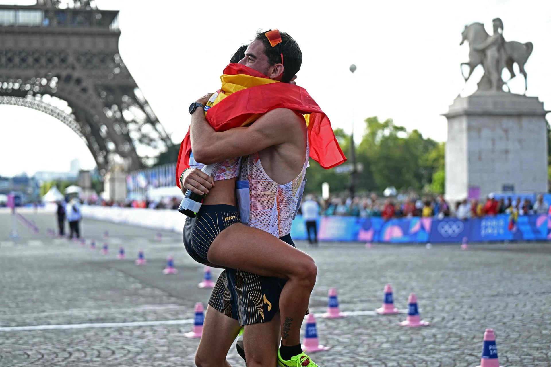 El abrazo de los campeones olímpicos