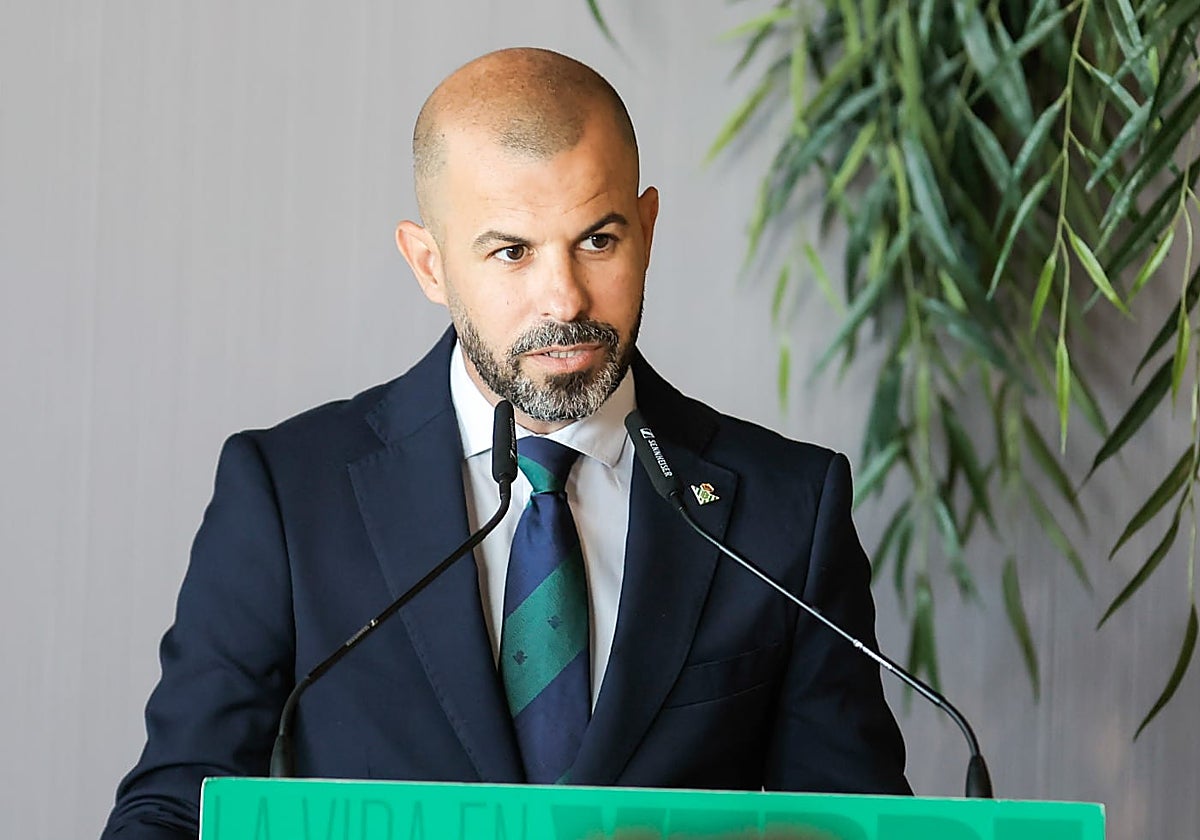 Manu Fajardo, durante la presentación de Ricardo Rodríguez con el Betis
