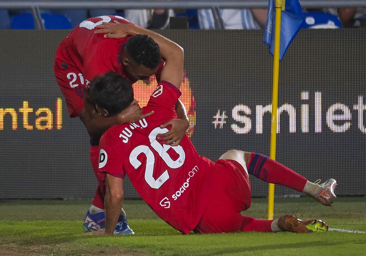 Juanlu celebra el gol que le marcó a Las Palmas en el primer partido del Sevilla en LaLiga 24-24